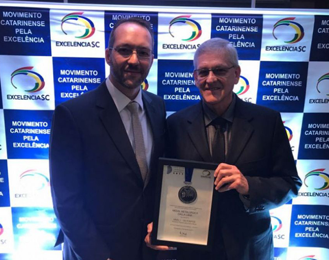 Medal Bombas Hidráulicas recebe Prêmio Catarinense de Excelência Medal Bombas Hidráulicas recebe Prêmio Catarinense de Excelência